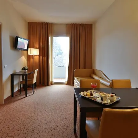 Regal Apartmanhotel Brescia