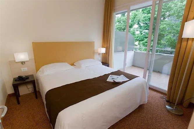 Regal Lejlighedshotel 3*