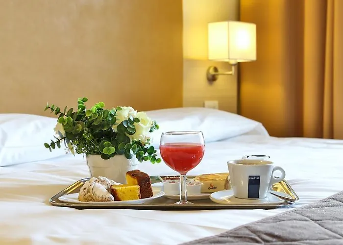 Regal 3*
