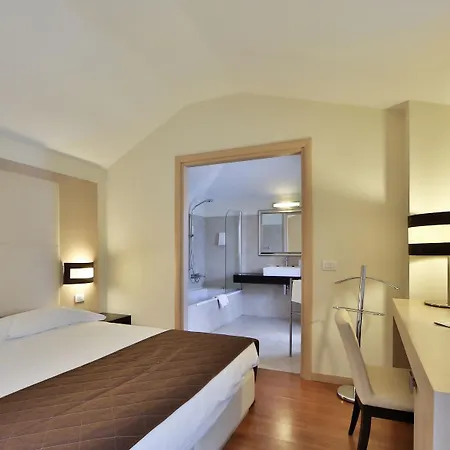 Aparthotel Regal