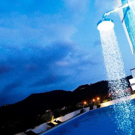 Regal Aparthotel 3*