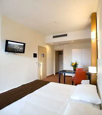 Regal Aparthotel