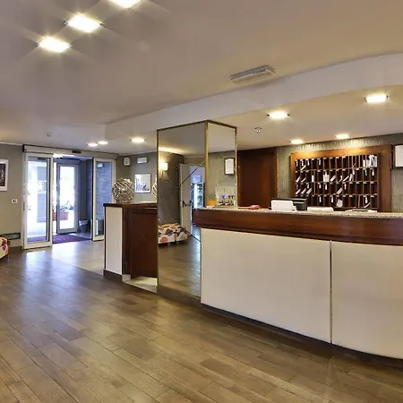 Aparthotel Regal